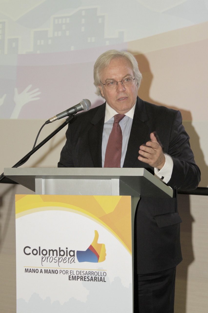 Intervención del presidente de Confecámaras, Julián Domínguez, durante el lanzamiento del Programa Colombia Prospera